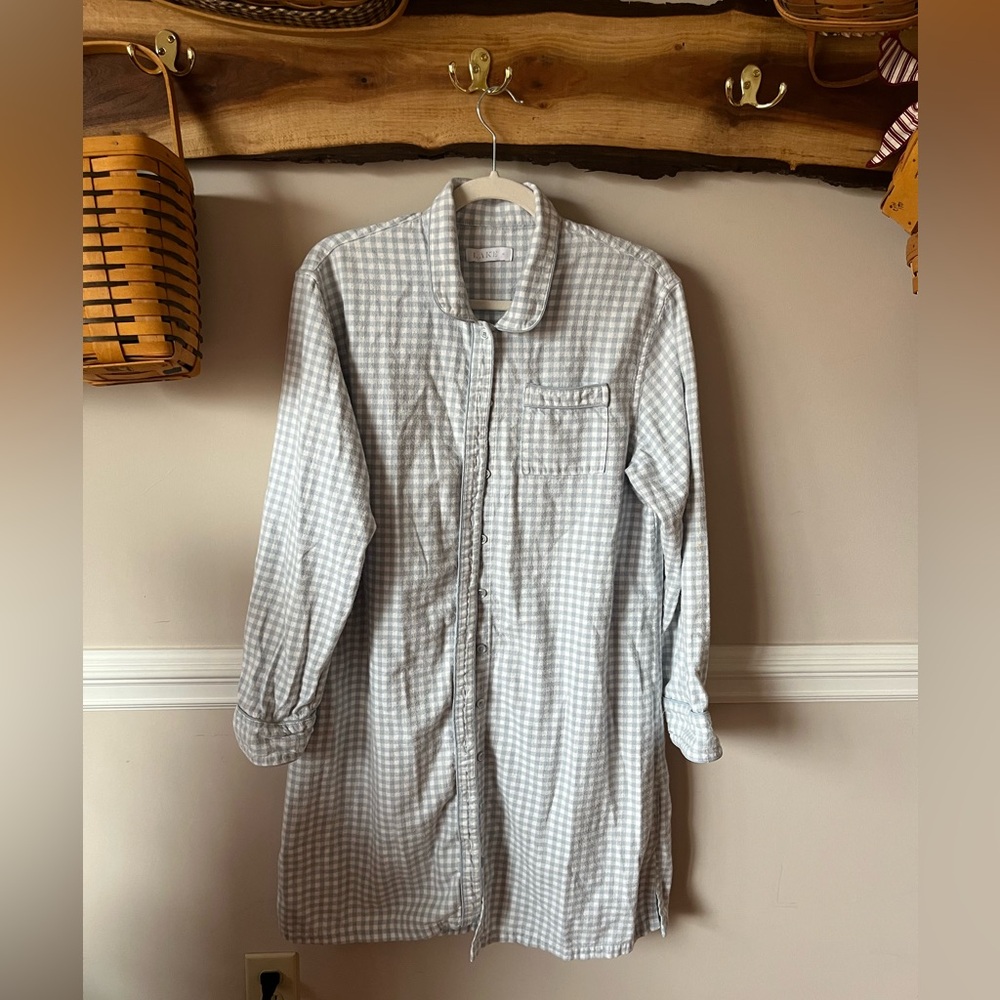 LAKE Sleep Shirt Womens MEDIUM Gray Gingham Cotton Flannel Button Up Nightgown